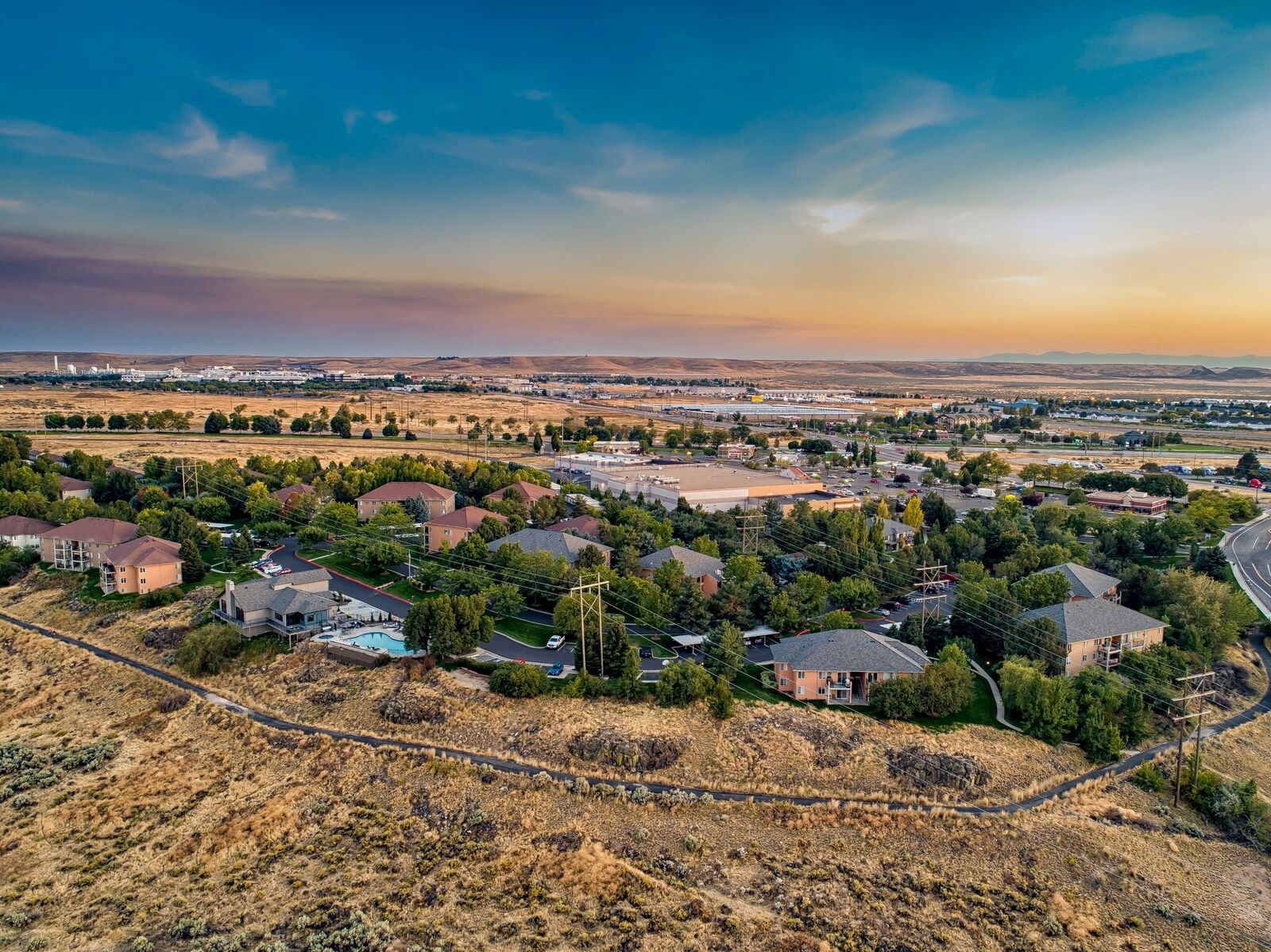 Columbia Village Apartments in Boise, ID